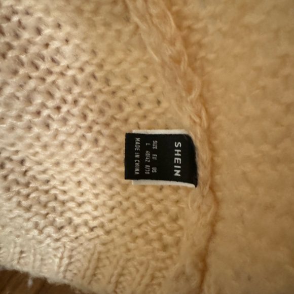 Shein color block sweater braided - Picture 2 of 3